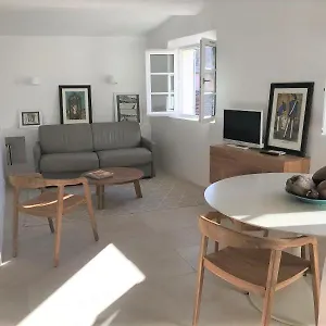 Apartment Village - Duplex Lumineux Avec Vue Magnifique Sur Les Toits, Saint-Tropez